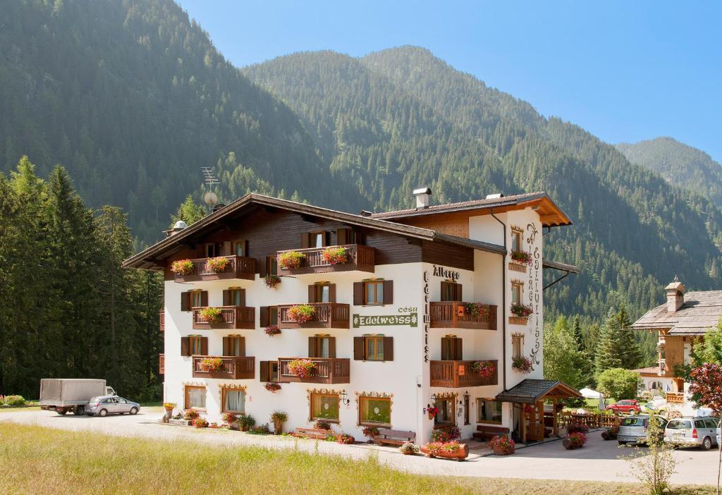 Cesa Edelweiss Living & Apartment