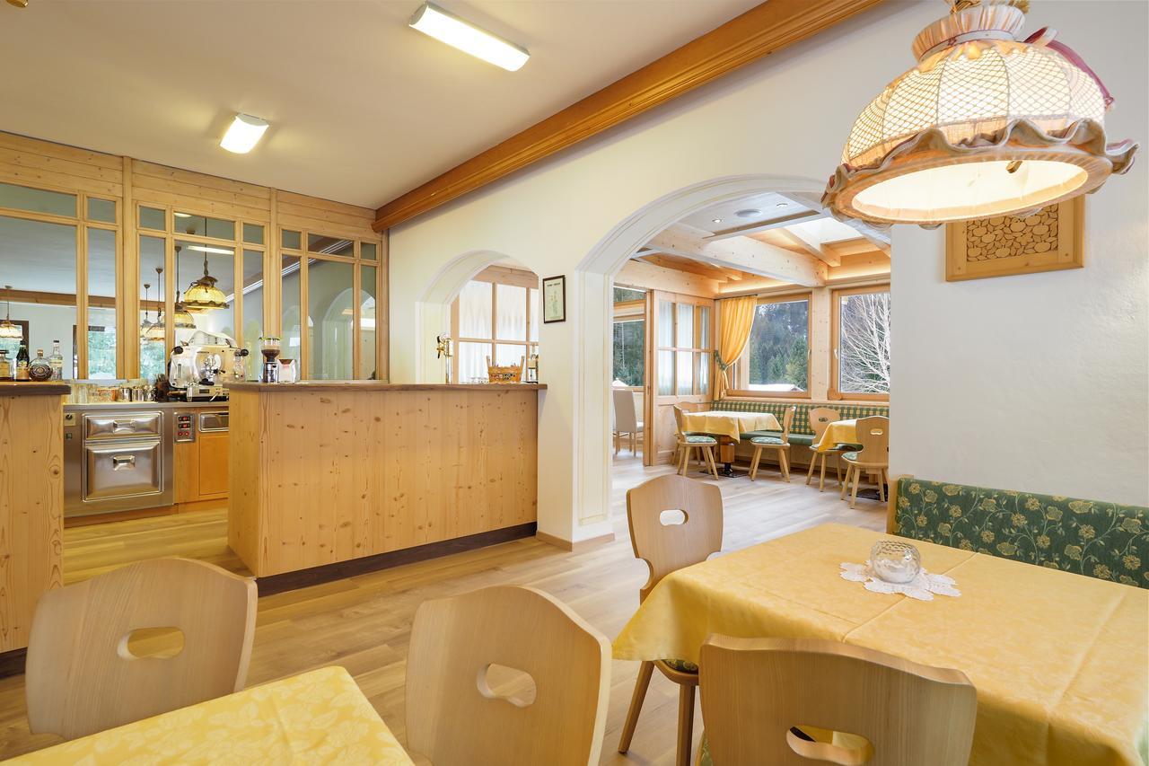 Apartment Cesa Edelweiss Living & Campitello di Fassa