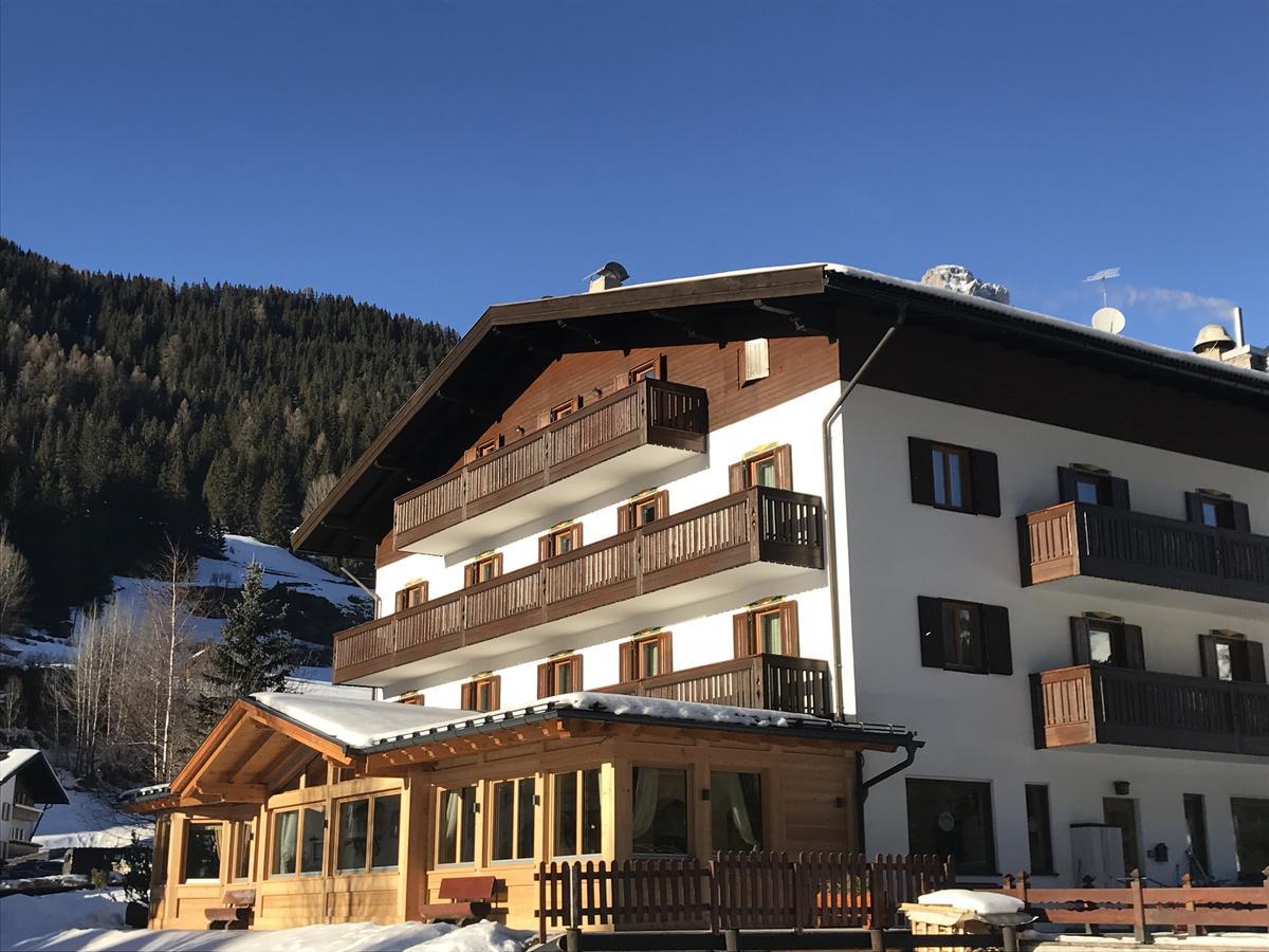 Cesa Edelweiss Living & *