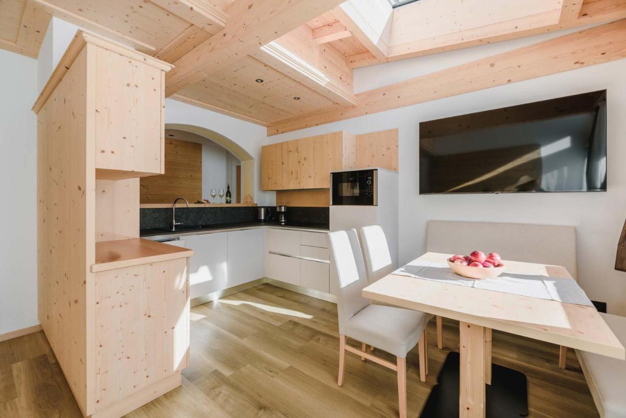 Cesa Edelweiss Living & *