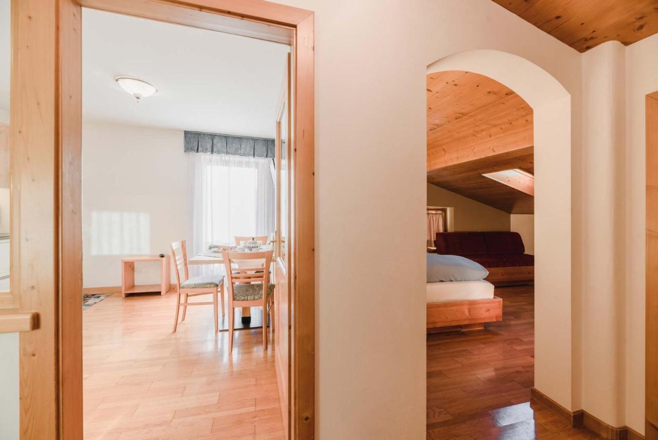 Cesa Edelweiss Living & *